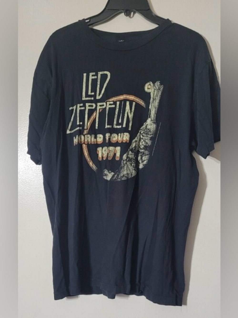 Navy Graphic Band Tee - World Tour 1971